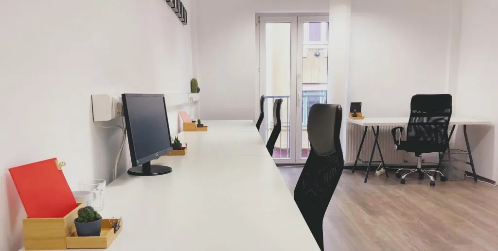 Empresa
Oficina
Profesionales
Espacios
Trabajo
Espacios de trabajo
Coworking