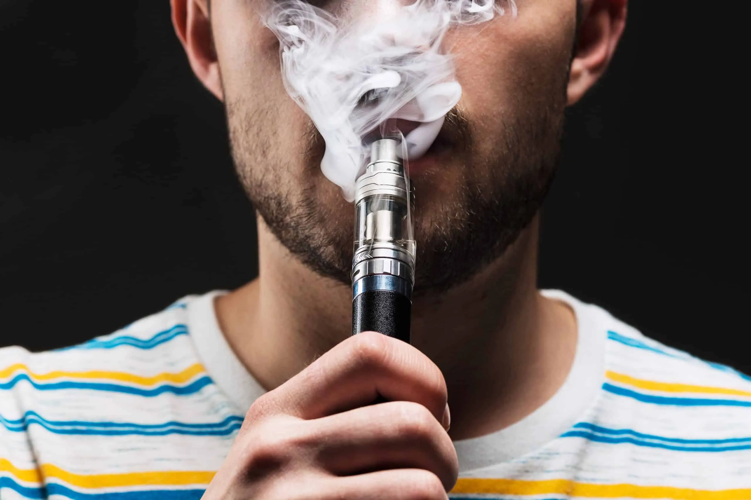 El Cigarro Electrónico en la Sociedad Actual: De Tendencia a Preocupación